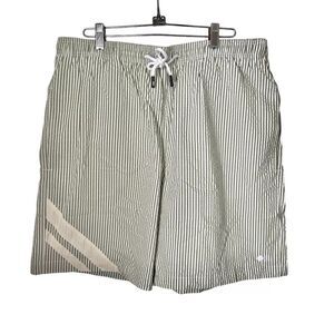 Solid & Striped Men’s White Green Seersucker Striped Swim Trunks NWT
